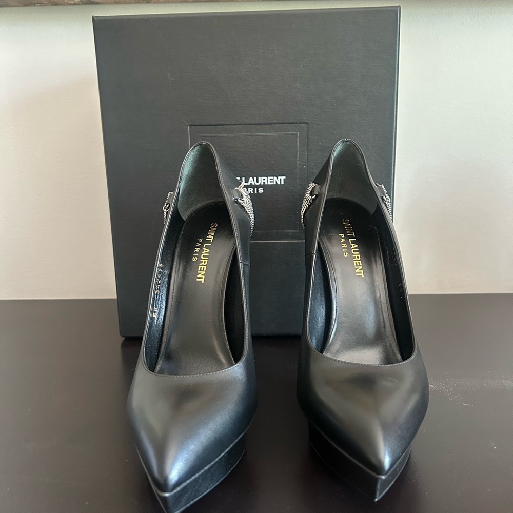 SAINT LAURENT Janis Chain Leather Platform Pumps size Italy 38.5 /8.5 - Picture 2 of 10